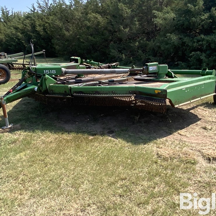 JOHN DEERE 1518