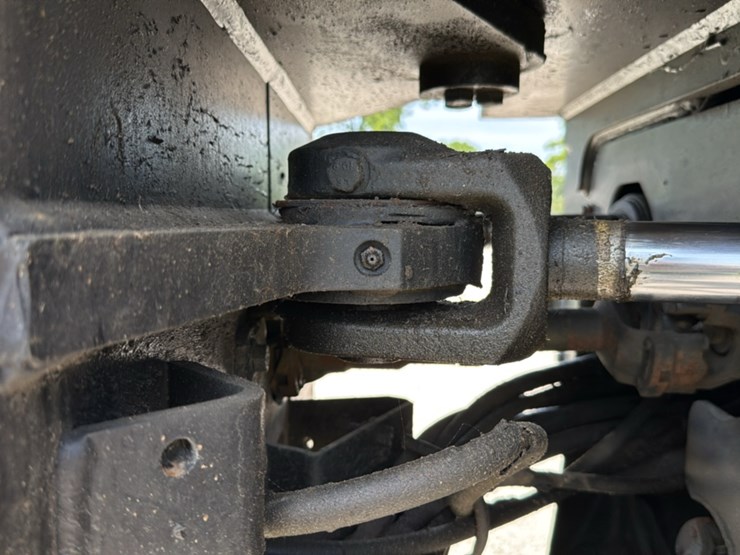 2010-john-deere-2010-image-35
