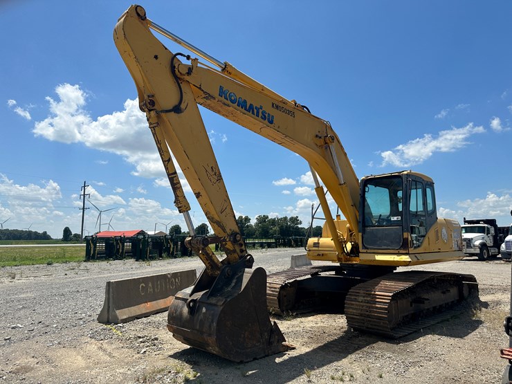 komatsu-pc200-image-1