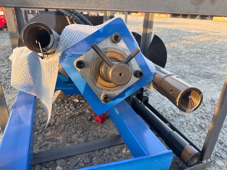 #2055-•-unused-cfg-ssecagy-skid-steer-auger-w/bits-ssecagy25052602dinv#:-25070-image-6