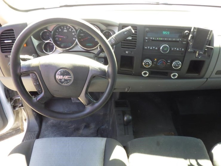 2007-gmc-2500hd-image-7