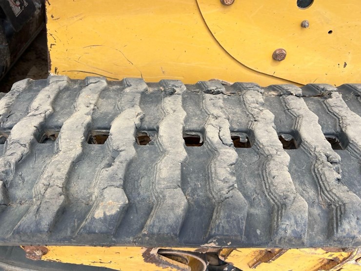 2012-caterpillar-259b3-image-25