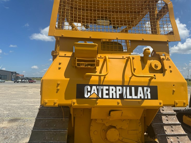caterpillar-d4h-image-24