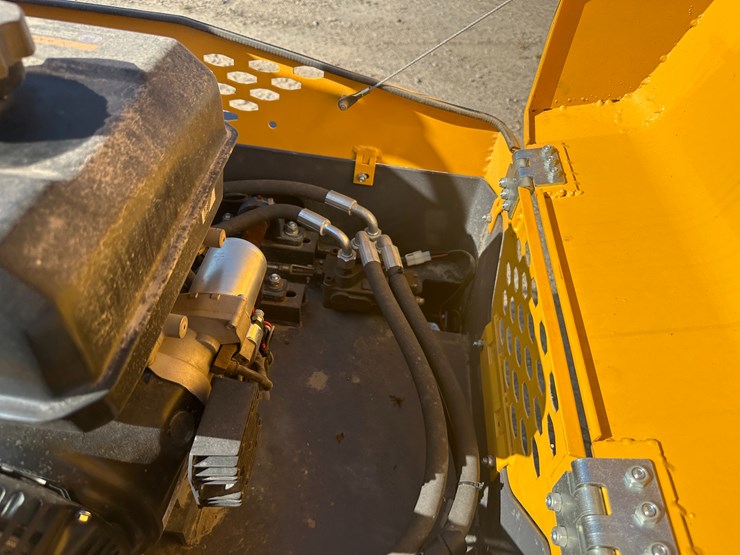 #96-•-2025-sdlool-sl1000-vibratory-compactor-inv#:-30306-image-27