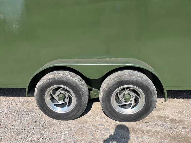 1998-custom-trailer-image-55
