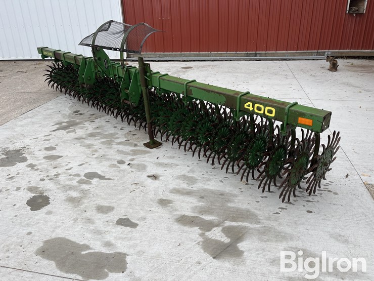 john-deere-400-image-1