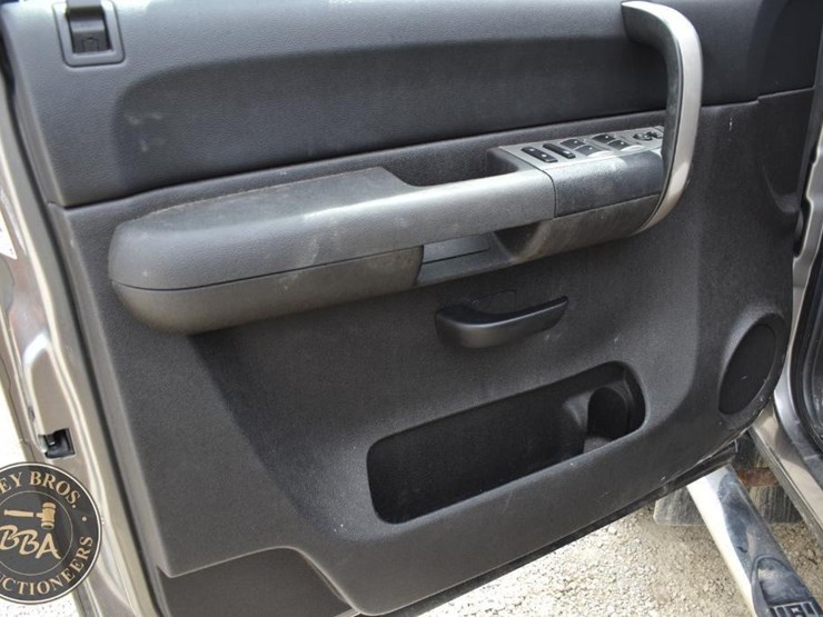 2007-gmc-sierra-2500-image-41