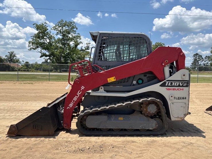 2023-takeuchi-tl10v2-image-1