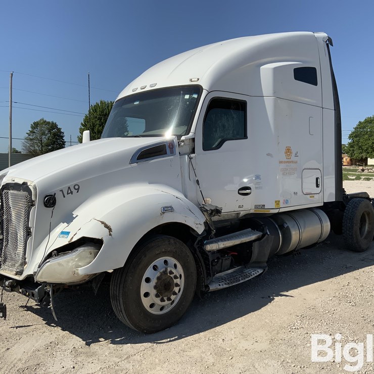 2017 KENWORTH T680