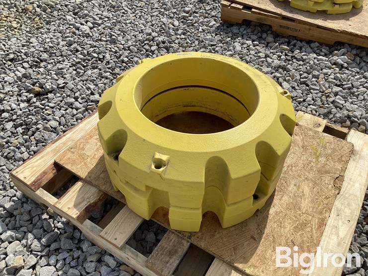 john-deere-r207782-205kg-rear-tractor-weights-image-3