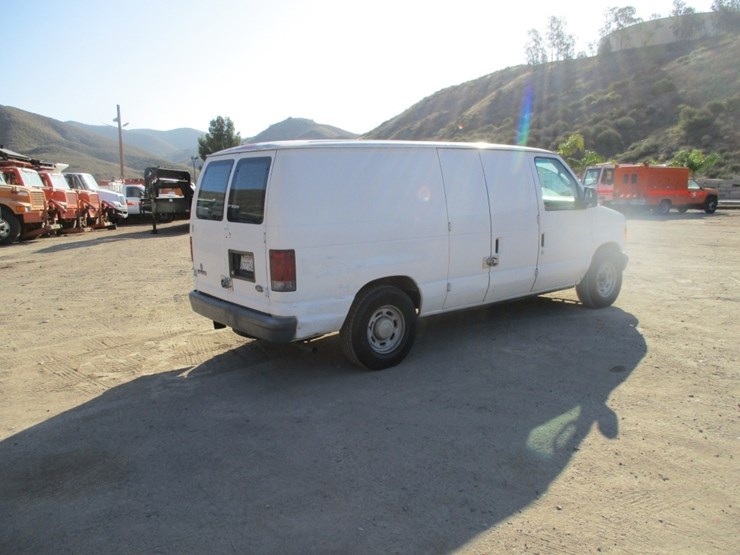 2006-ford-e150-image-3