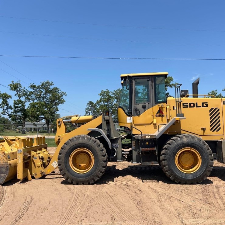 2016 SDLG L948F