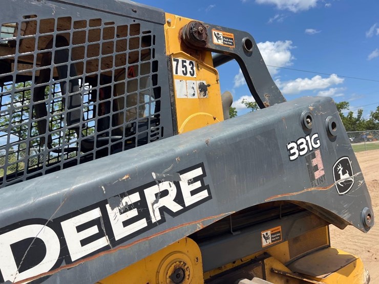 2019-deere-331g-image-20