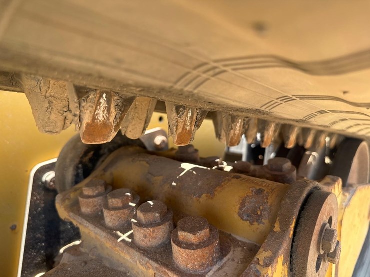 2018-caterpillar-299d2-image-15