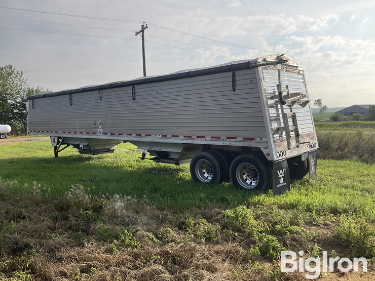2015-wilson-43'-x-96"-image-7