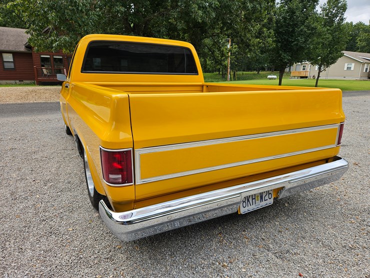 1984-chevrolet-c10-image-18