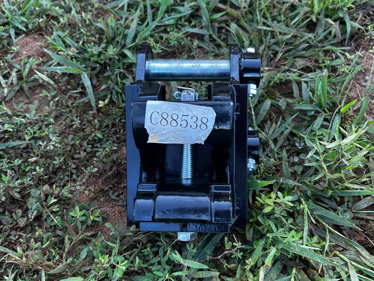 #133-•-quick-coupler-image-1