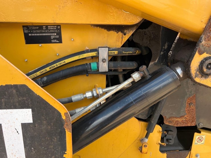 2014-caterpillar-272d-xhp-image-16