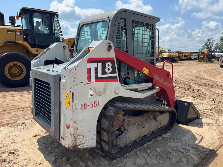 2019-takeuchi-tl8-image-4