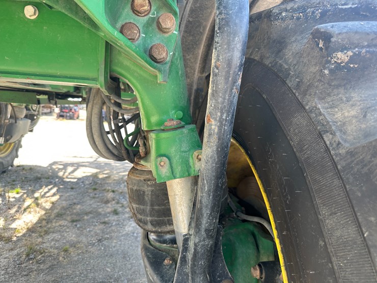 2018-john-deere-r4038-image-18
