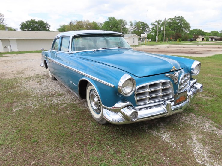 1955-chrysler-imperial-4dr-sedan-image-1