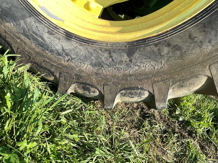 john-deere-6405-image-38