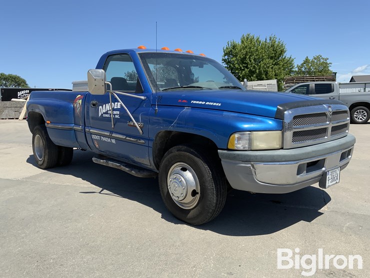 1999-dodge-ram-3500-image-3