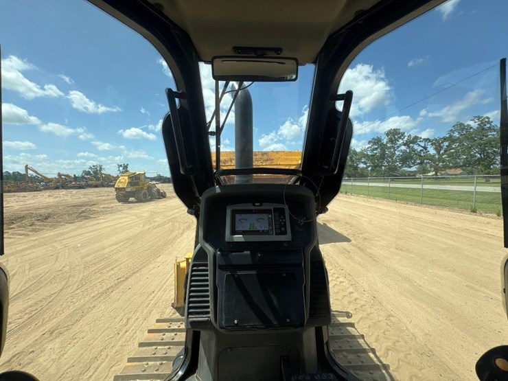 2019-caterpillar-d3k2-xl-image-24
