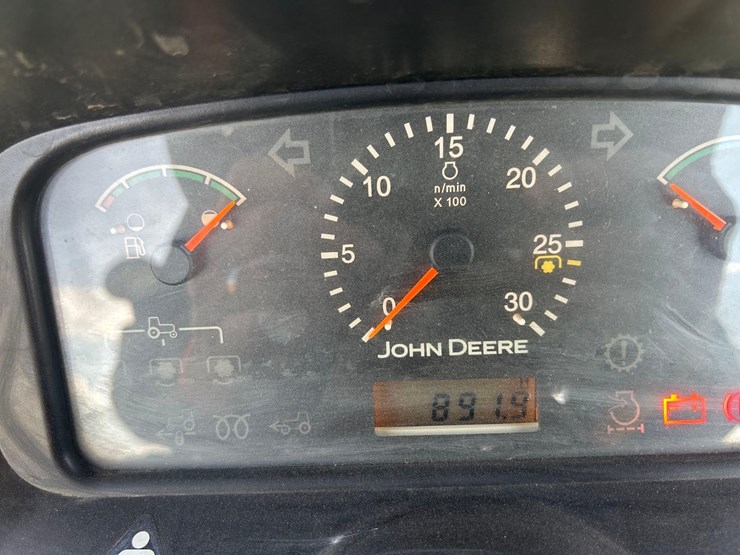 2005-john-deere-3720-image-17