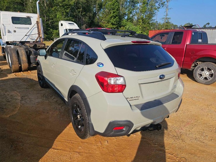 2014-subaru-crosstrek-image-3