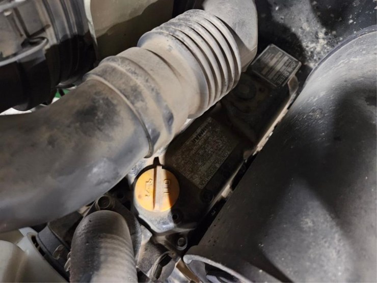 john-deere-2320-image-15