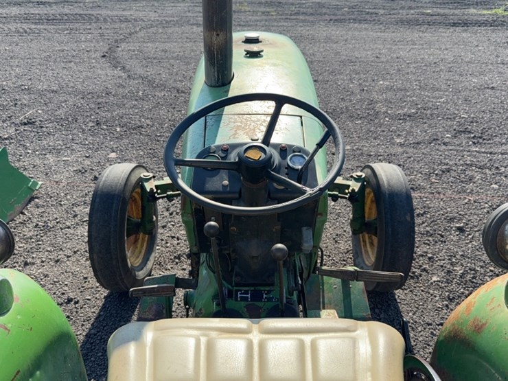 john-deere-820-image-15