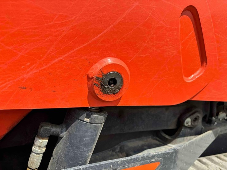 2021-kubota-svl97-2-image-31