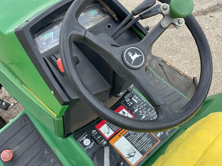 john-deere-425-image-18