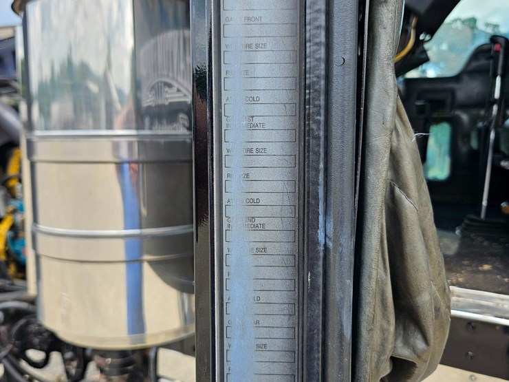 2000-kenworth-w900-image-57
