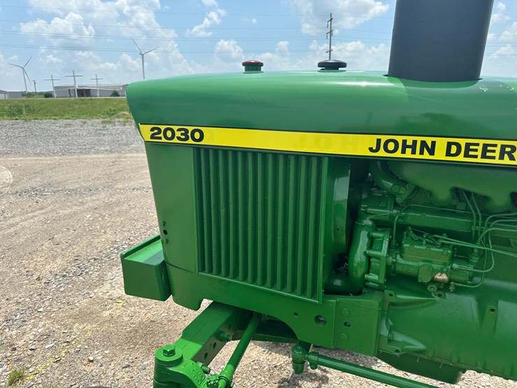 john-deere-2030-image-22