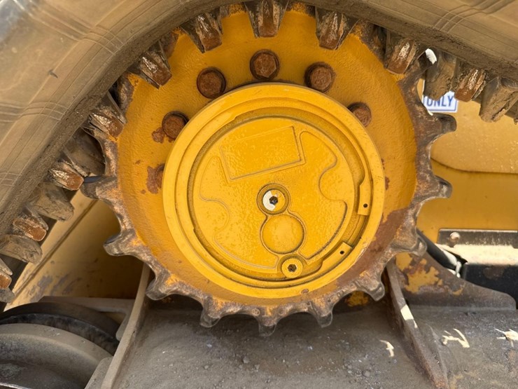 2018-caterpillar-299d2-image-16