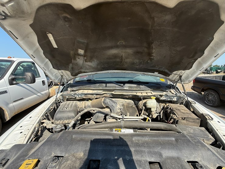 2015-dodge-ram-1500-image-56