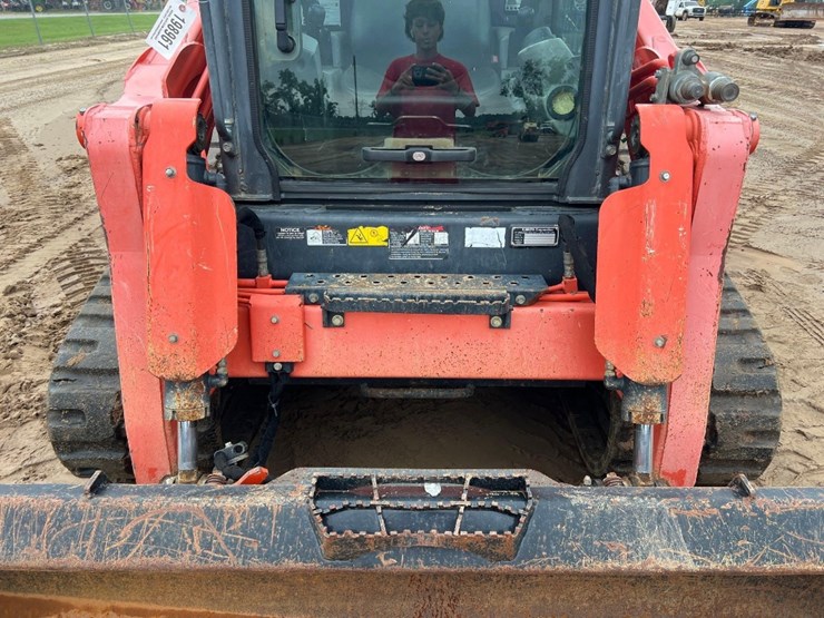 2016-kubota-svl95-2s-image-19