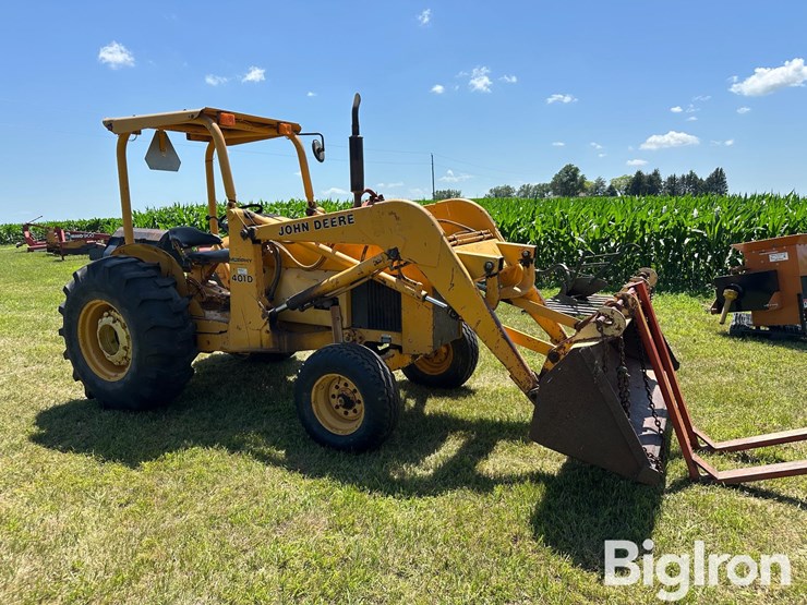 1985-john-deere-401d-image-3