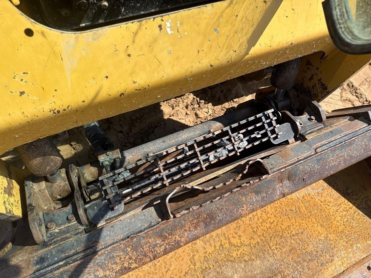 caterpillar-259d-image-19