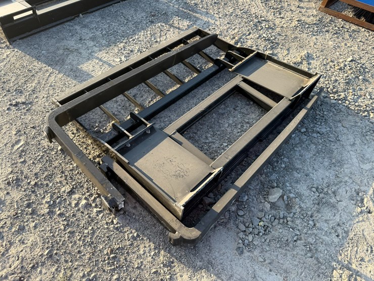#2069-•-unused-58"-skid-steer-forks-inv#:-25096-image-2