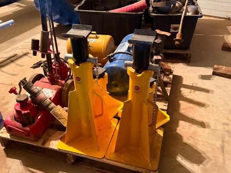 **sold-onsite-only---no-online-bids-will-be-accepted**-shop-equipment-and-tools-image-5