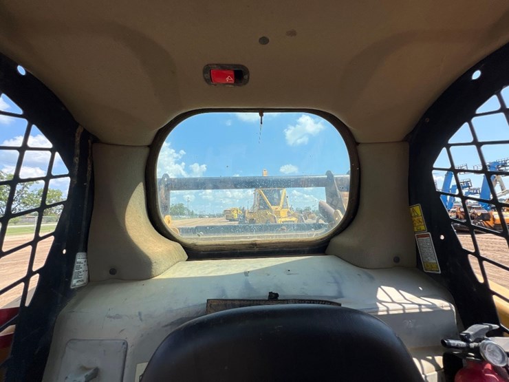 caterpillar-259d-image-32