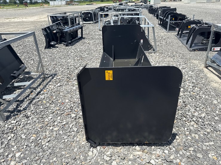 #2004-•-unused-jct-84"-skid-steer-pusher-boxinv#:-31687-image-5