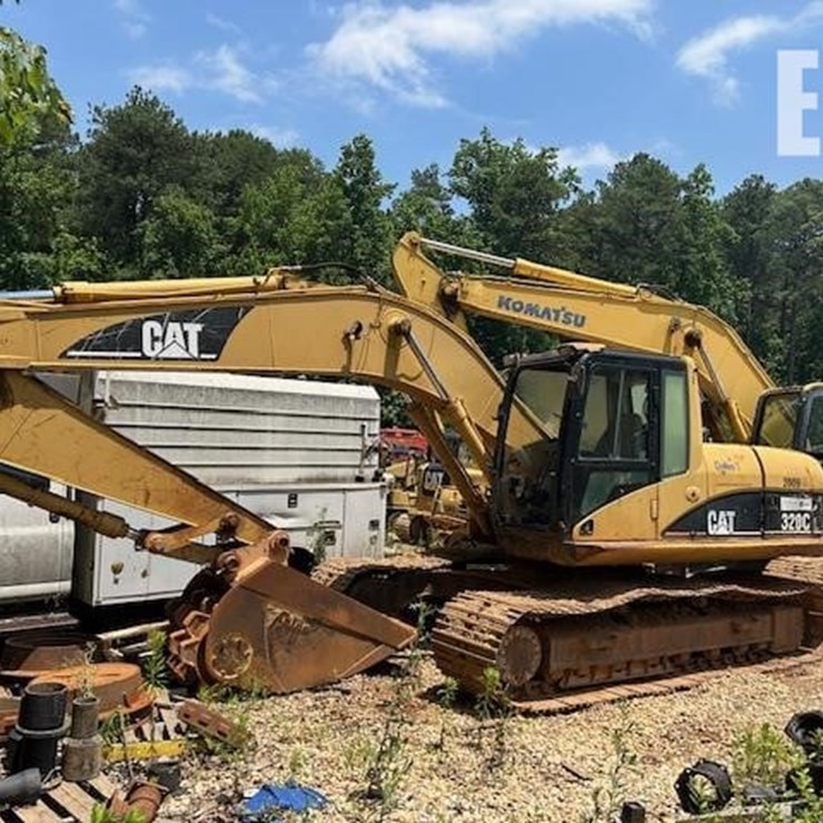 2002 CATERPILLAR 320C