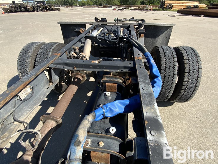 2018-ford-f550-xl-image-18