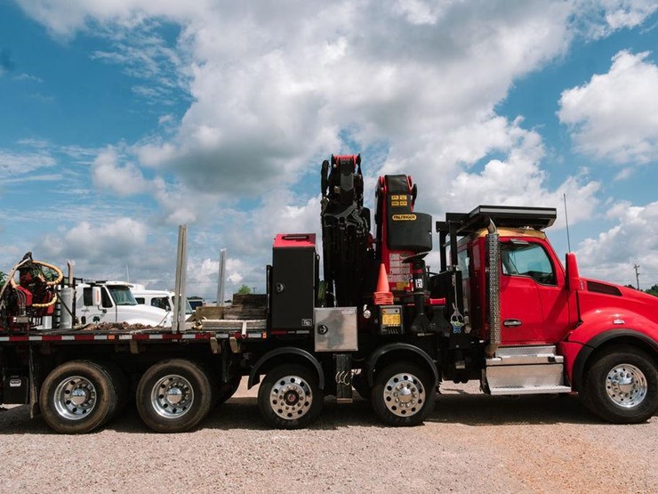 2018-kenworth-t880-image-3