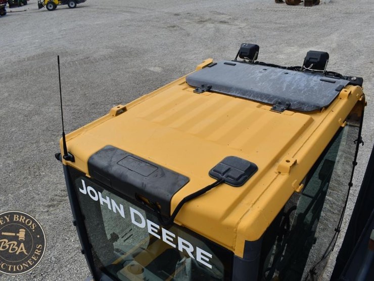 2013-deere-350g-lc-image-41