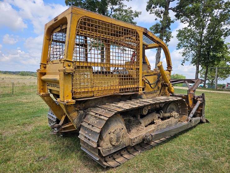 caterpillar-d4d-image-13